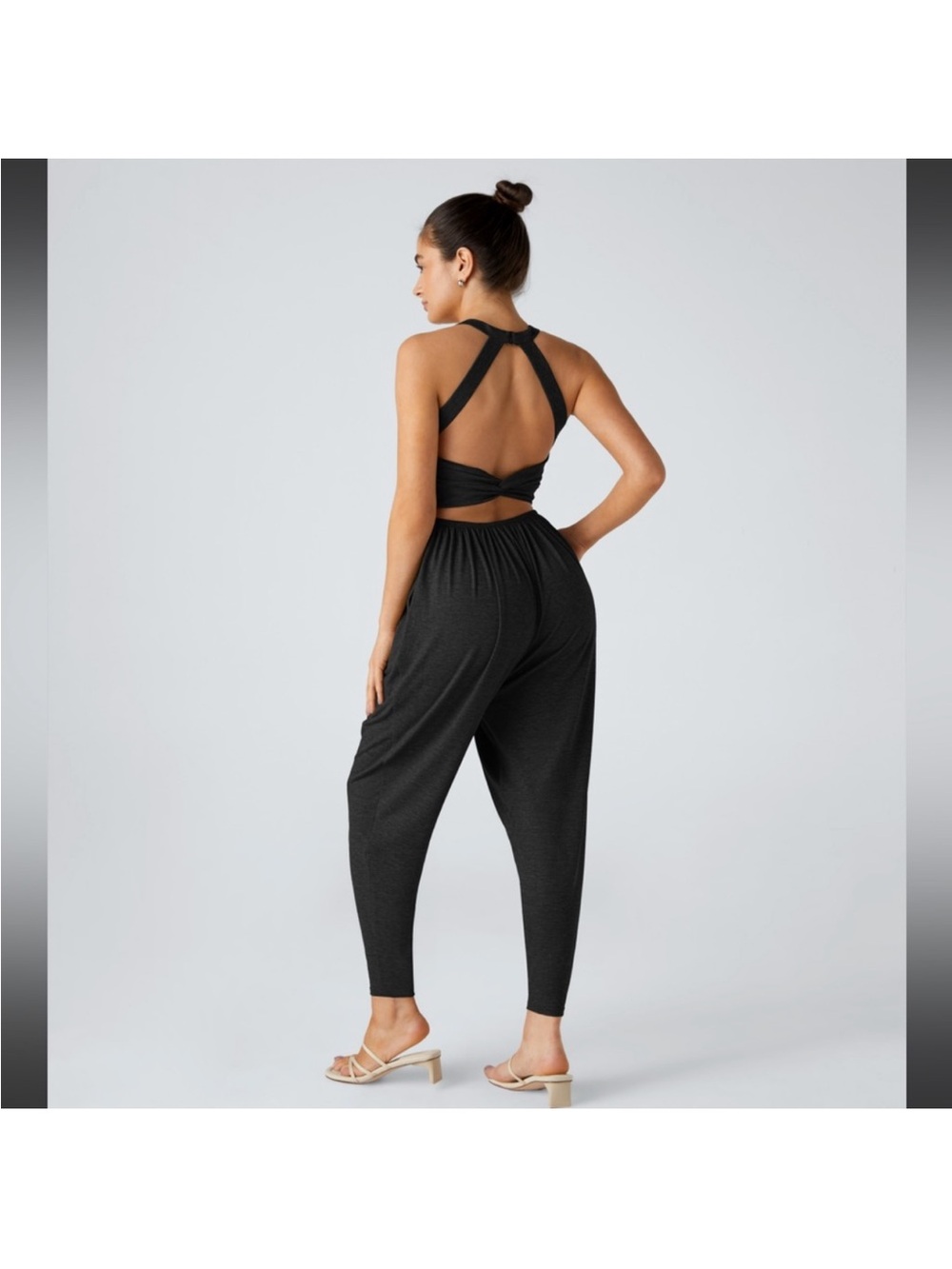 Halara U Neck Pocket Harem Casual Jumpsuit-Easy
Peezy Edition large